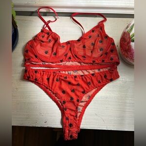 Cute lil lingerie set